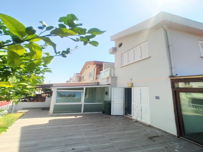 Lefkoşa Gönyeli bölgesinde satılık ikiz villa Remax Golden Cyprus