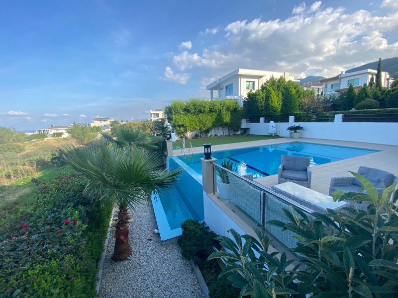 Golden Hill Villa - TEK YETKİLİ Remax Golden Cyprus
