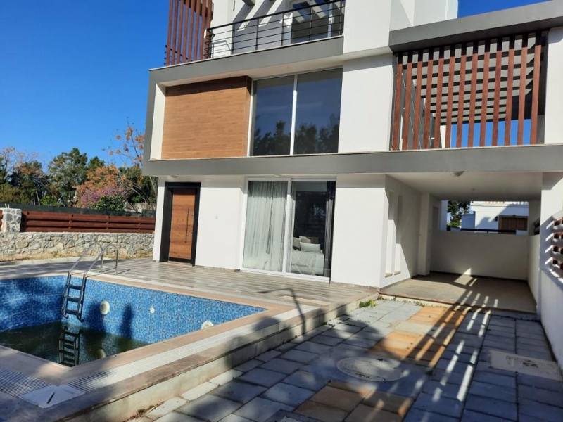 Karaoğlanoğlu 3+1 Tripleks Villa Remax Golden Cyprus
