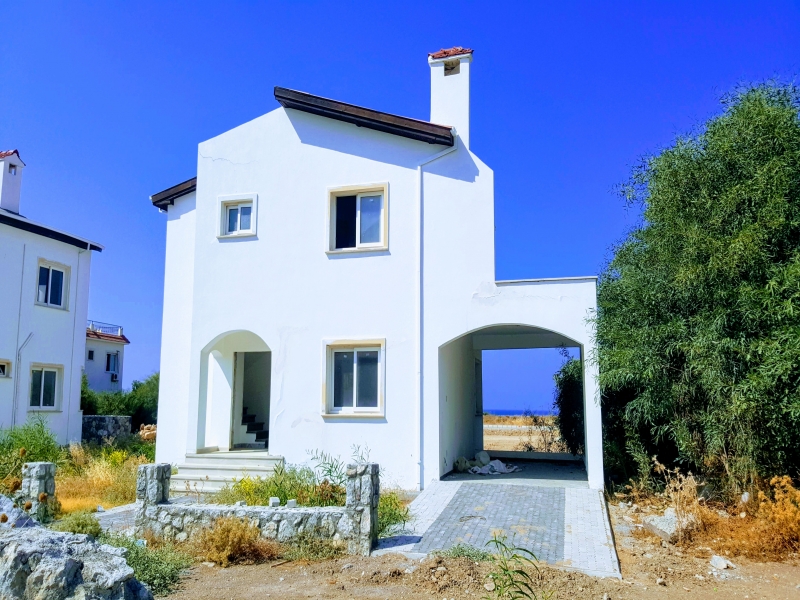 Denize Sıfır Villa Remax Golden Cyprus